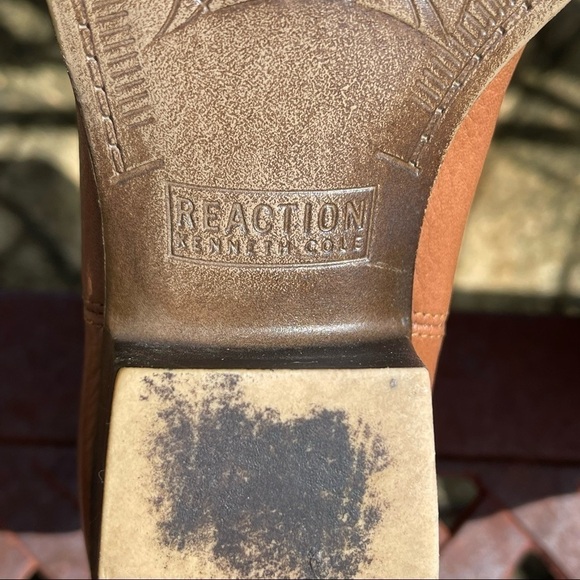 KENNETH Cole Reaction Hot Step Brown Leather Ankle Booties - Picture 11 of 11